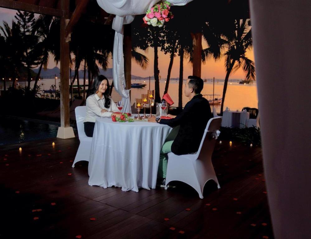 Laprima Hotel Labuan Bajo Extérieur photo