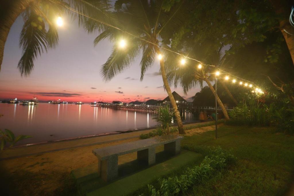 Laprima Hotel Labuan Bajo Extérieur photo