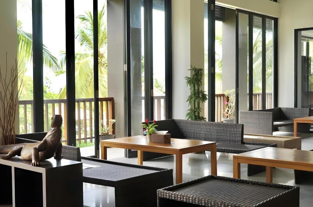 Laprima Hotel Labuan Bajo Extérieur photo