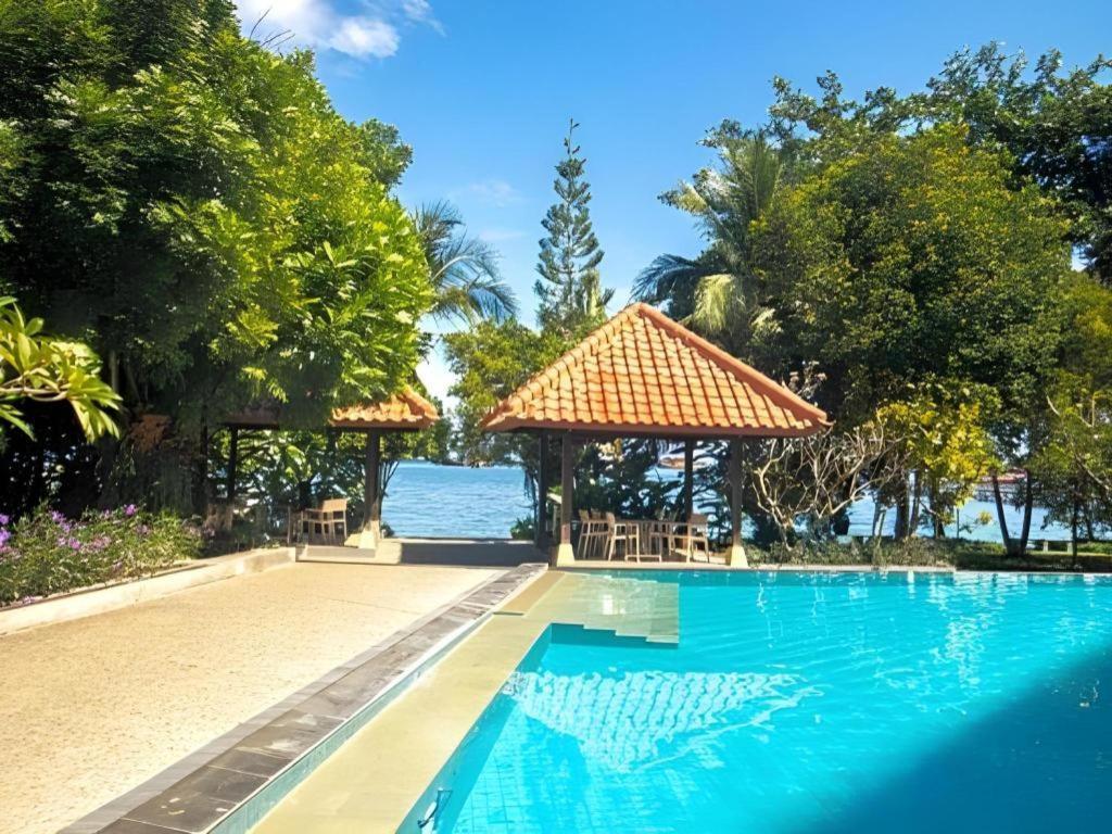 Laprima Hotel Labuan Bajo Extérieur photo