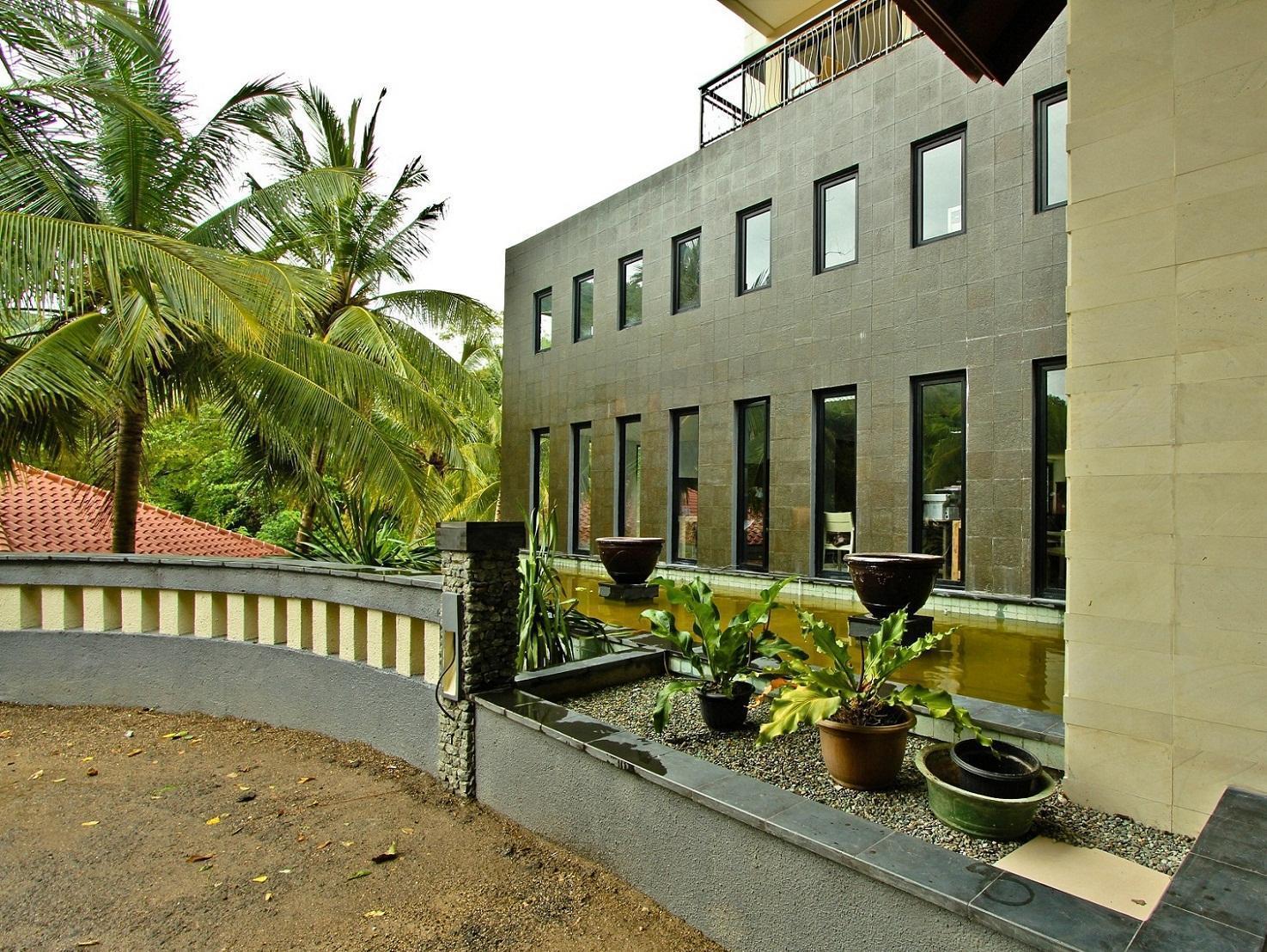 Laprima Hotel Labuan Bajo Extérieur photo
